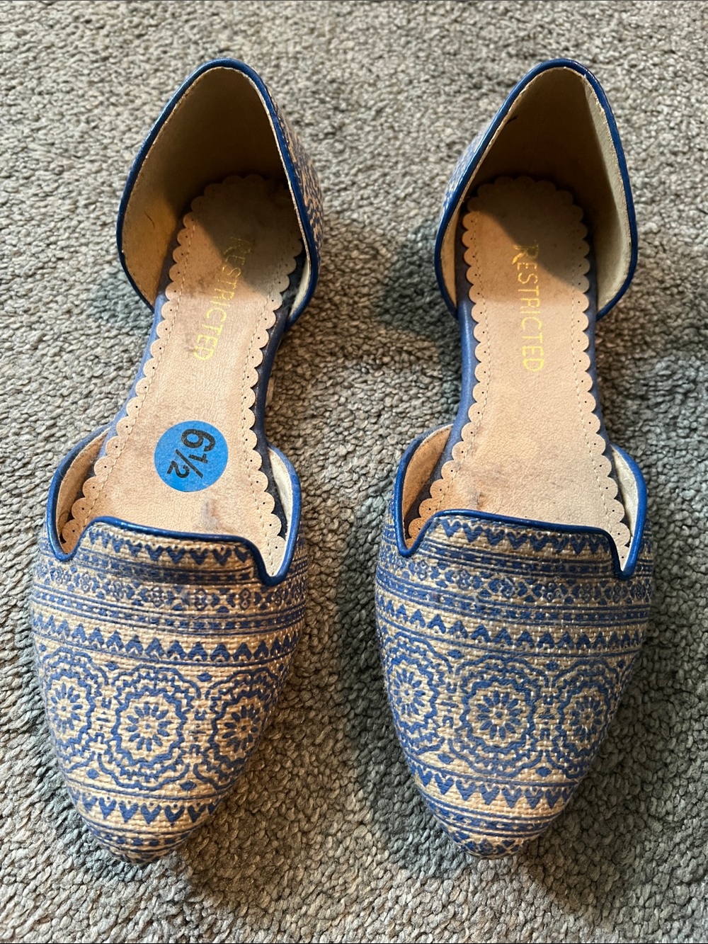 Restricted Blue Patterned D'Orsay Pointed Flats